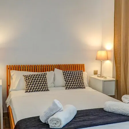 La Marina Sea Front By Hello Homes * Σίτζες