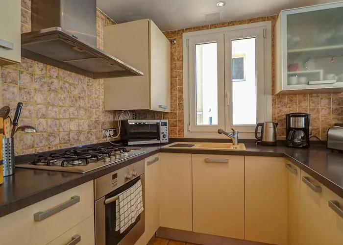 La Marina Sea Front By Hello Homes 公寓