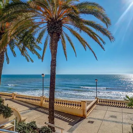 La Marina Sea Front By Hello Homes