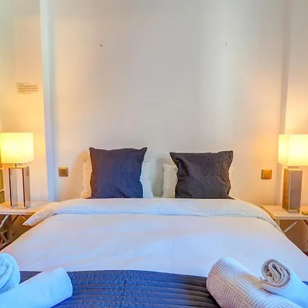 La Marina Sea Front By Hello Homes