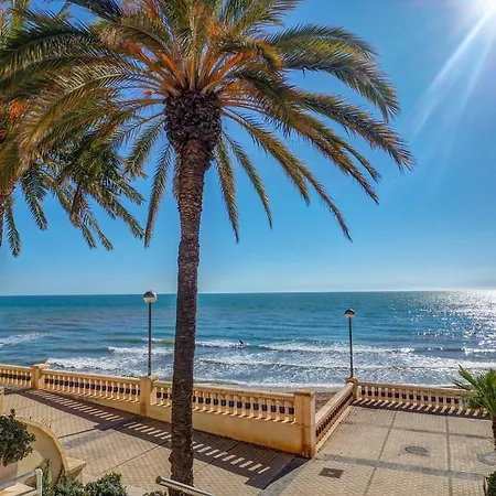 Apartment La Marina Sea Front By Hello Homes