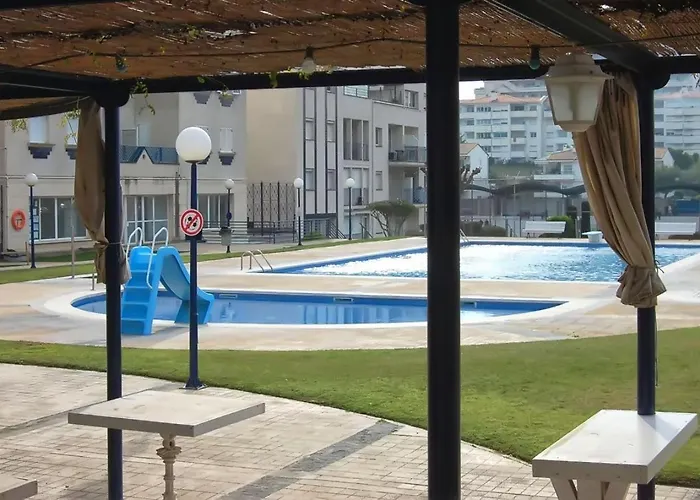 La Marina Sea Front By Hello Homes